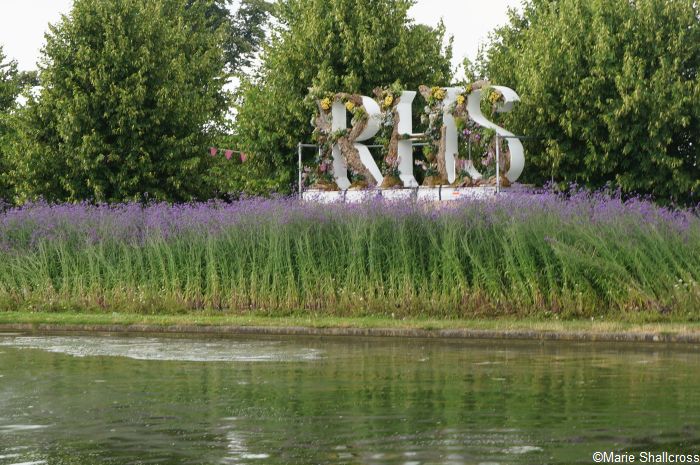 rhs floral letters, floral walk, long water, hampton court 2018