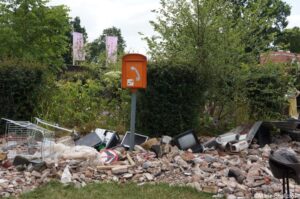 Calm Amidst Chaos Garden, show gardens, RHS Hampton Court Garden Festival 2019